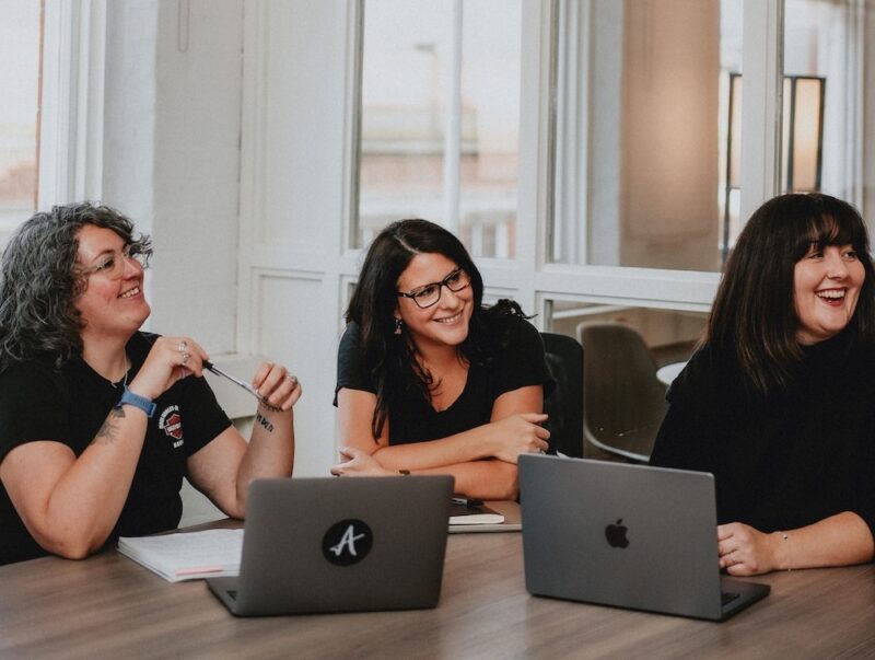 Meeting Room Girls