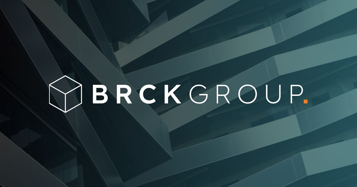 Brickability Group PLC | Abstrakt
